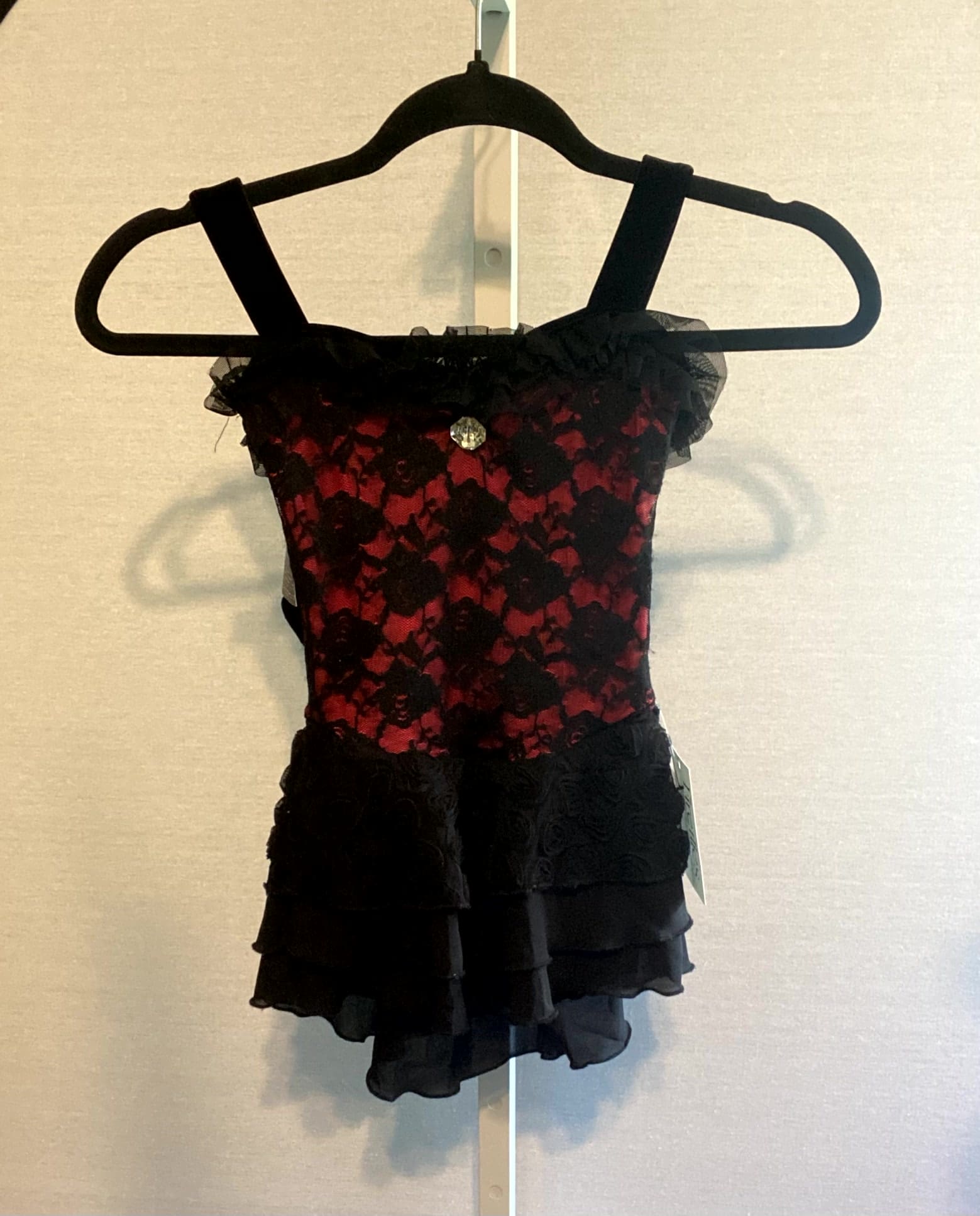 Girls Size 6 Black & Red Lace Figure Skating Dress New Rhinestone Performance - front